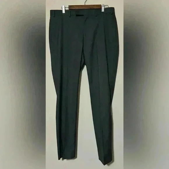 Men’s Calvin Klein Flat Front Dress Pants Size 36x32 - Picture 1 of 4
